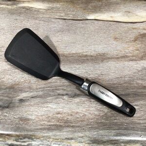 Farberware Professional Heat Resistant Short Spatula Black Plastic Turner